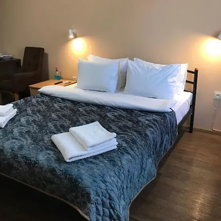 мини «positive” Hotel Kyiv
